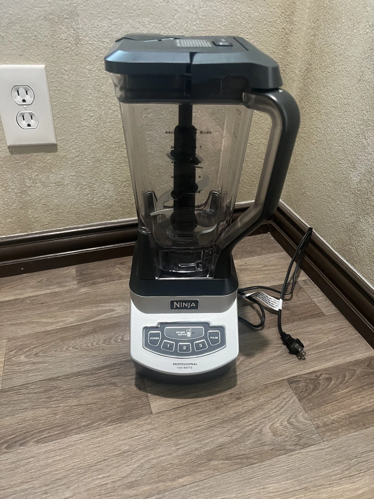 Ninja BL660 Professional 1100W Blender Tested Working 72oz Pitcher
Opens in a new window or tab