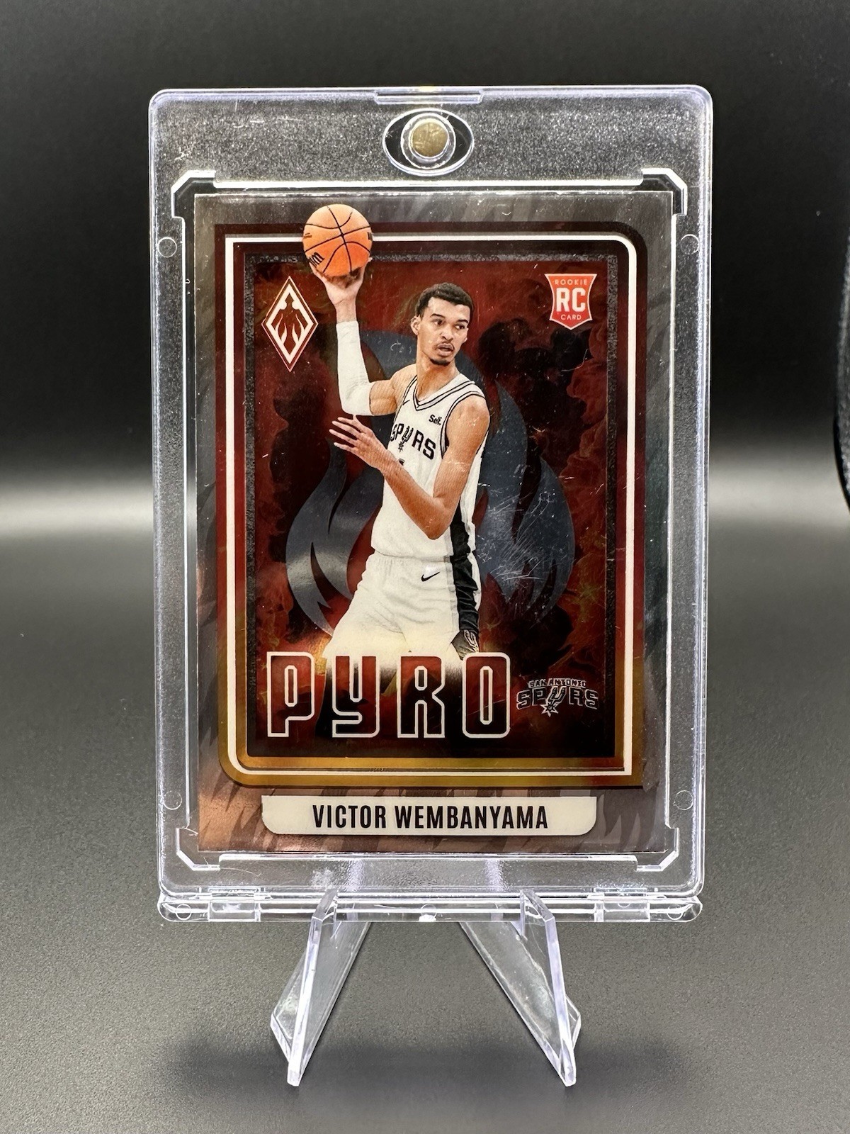 Victor Wembanyama 👽 • 2023-24 Panini Phoenix - Pyro #5 (RC)