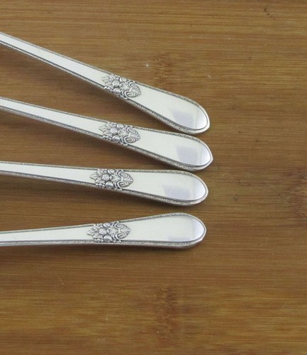 Set of 4 FOUR 1847 Rogers Bros ADORATION Teaspoons 6 1/8" Silverplate Flatware - 第 2/2 張圖片