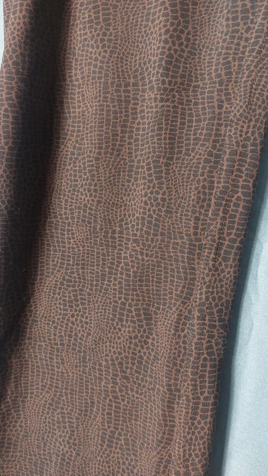 DG2 Leggings Mujer Pequeño Acampanado Pierna Estampado Reptil Mamá Elegante Cómodo Diane Gilman  Foto 3 de 4