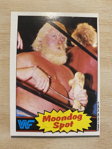 1985 Topps WWF Pro Wrestling Stars #19 Moondog Spot (with Gum Firmly Attached)