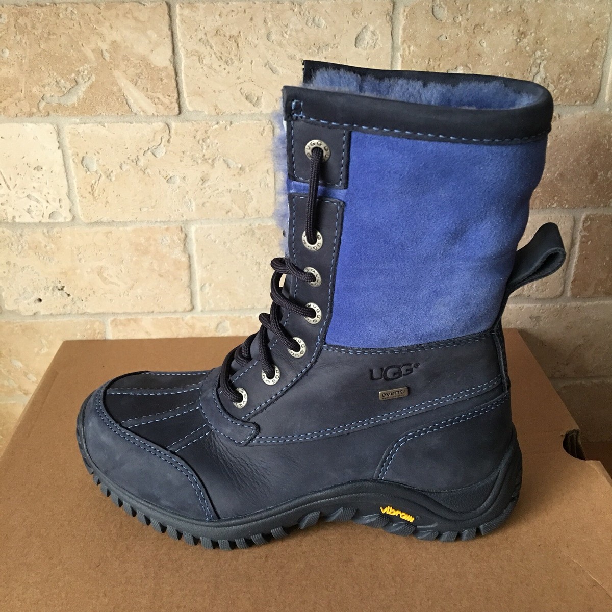 UGG Adirondack II Navy Blue Waterproof Leather Snow Boots Size 6 
