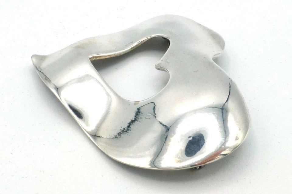 Signed Givenchy Paris New York Couture Silver-Plated Free-form Heart Brooch Foto 3 de 4