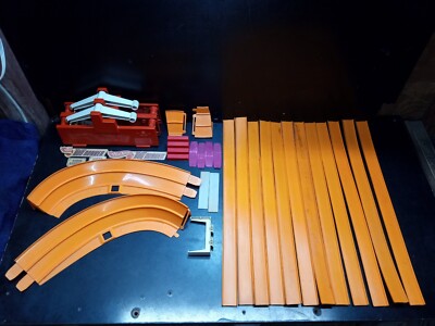 1969 Hot Wheels Dual-Lane Rod Runner Race Set Incomplete!!!