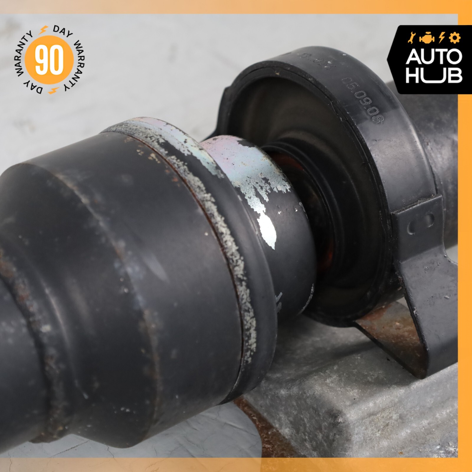 04-13 Maserati Quattroporte M139 Rear Axle Driveshaft Drive Shaft 246683 OEM