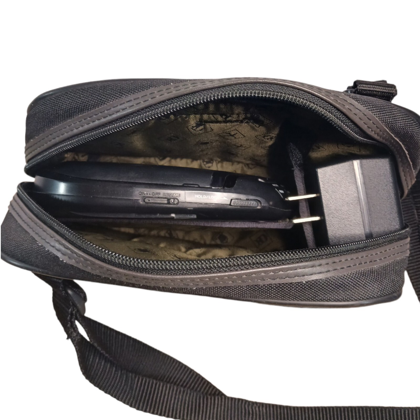 Sony Car Discman D-842K Digital Mega Bass Compact CD Player w AC-E455 & OEM Bag