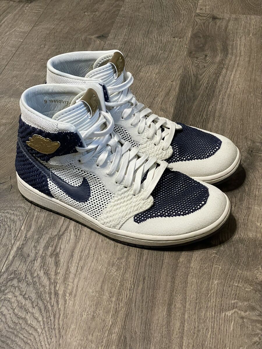 Nike Air Jordan 1 Retro High Flyknit Size 9 Derek Jeter Nike Air Jordan 1 Retro High Flyknit Size 9 Derek Jeter