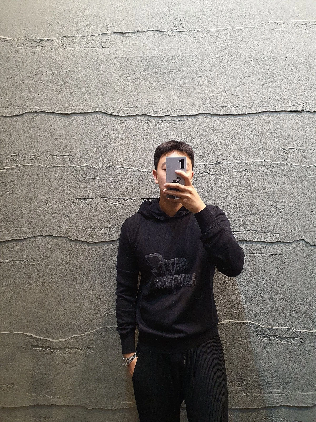 SAINT LAURENT (YSL) Saint Laurent maglia nera con cappuccio per uomo 25599710