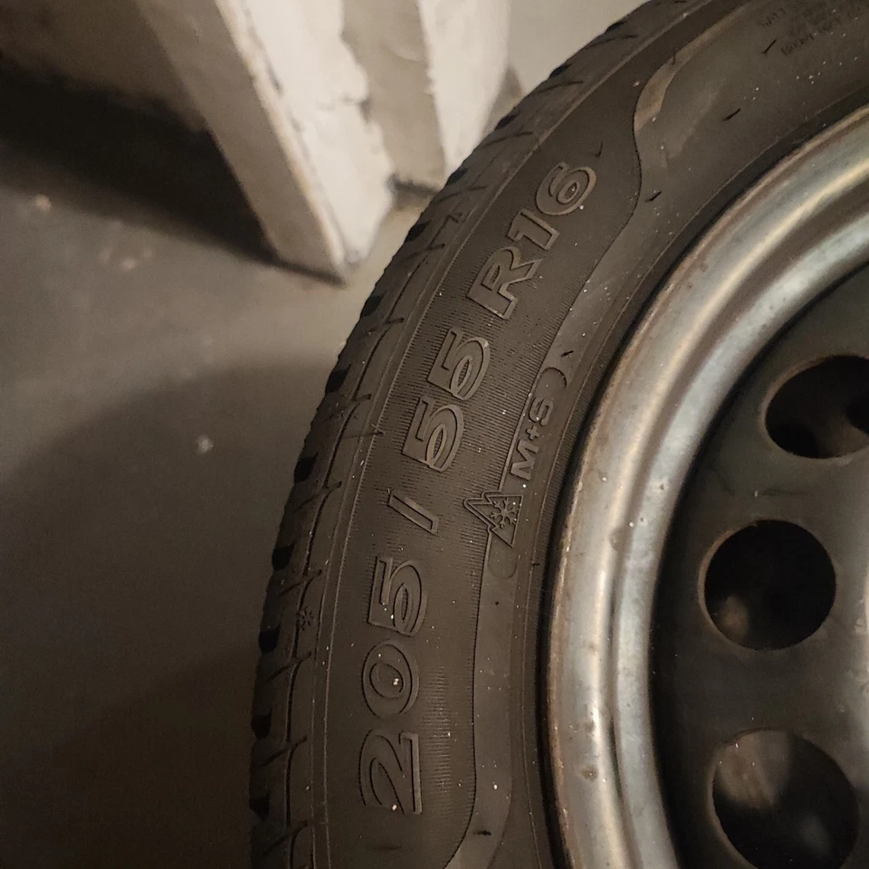 +++4 Neue Winterreifen Zu Verkaufen mit Stahlfelgen+++ - Bild 2 von 4