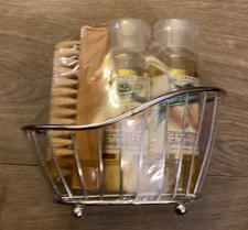 battub shaped soap dish and brush vintage 5x5x3” Metal Kmart W Soaps Brush New