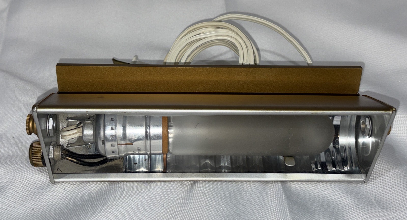 Vintage Headboard Light Gold Mid Century Modern - Works-image