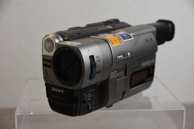 Sony CCD-TRV66 Handycam Vision Hi8 Video Camera XR Camcorder Hi-Fi