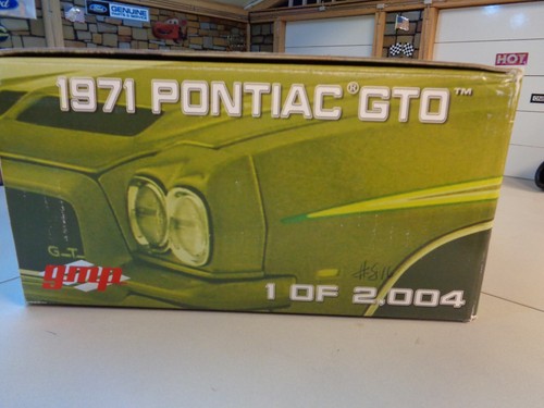 1/18 GMP 1971 Pontiac GTO 1 of 2004 Green - Picture 2 of 10