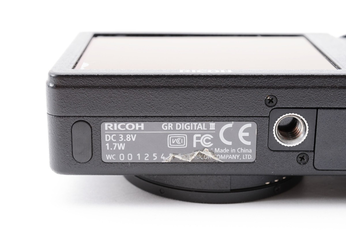 Ricoh GR Digital III 3 10.0MP Black Compact Digital Camera Ricoh GR Digital III 3 10.0MP Black Compact Digital Camera