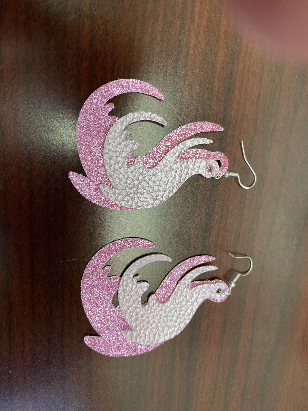 Stylish trendy earrings for women and girls-image