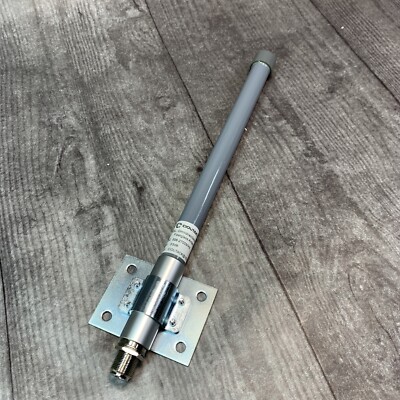 Cioutaky 3-5dbi Antenna 698-2700MHz Open Box