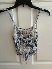 Urban Outfitters Blue And White Floral Cropped Tank, Women s Sz Medium