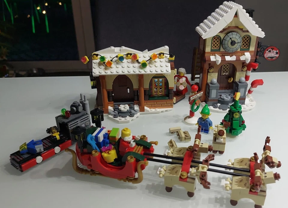 LEGO 10245 Santa's Workshop, Foto 1 von 5