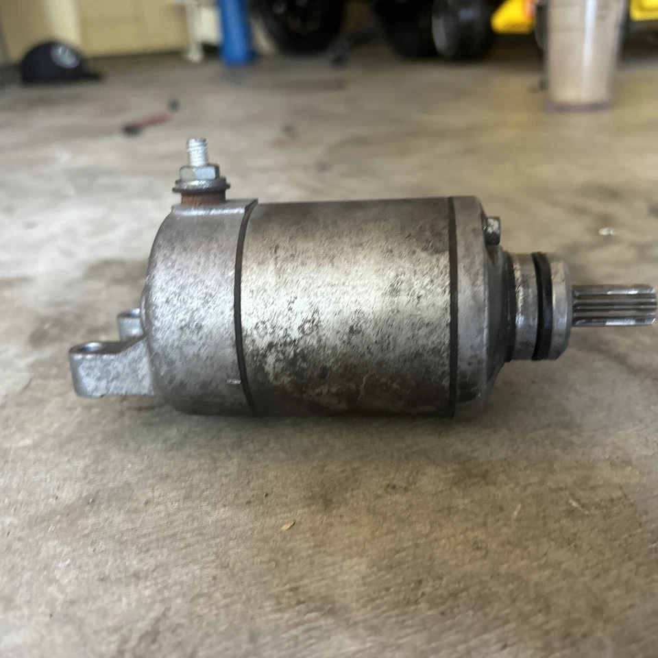 2006-07 Suzuki Gsxr600 Engine Starting Starter Motor -dc 12v 31100-01h00 OEM - Image 2 of 4