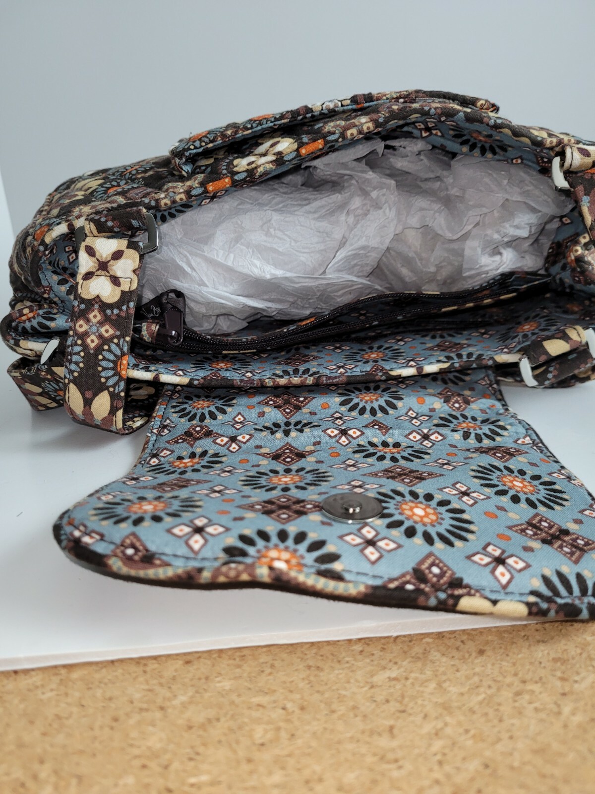 Vera Bradley Purse / Pocketbook Zip Closure Retired Pattern Brown