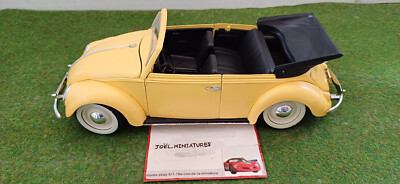 VOLKSWAGEN COCCINELLE Cabriolet jaune 1/18 MAISTO voiture miniature d collection
