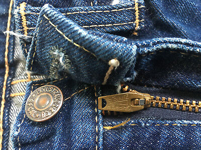 True Vintage Levis 505-0217 Selvage dark blue denim USA Big True Vintage Levis 505-0217 Selvage dark blue denim USA Big