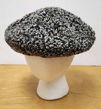 Vintage Curly Lambswool Beret Gray Black Boucle French Style Hat Soft Plush Chic