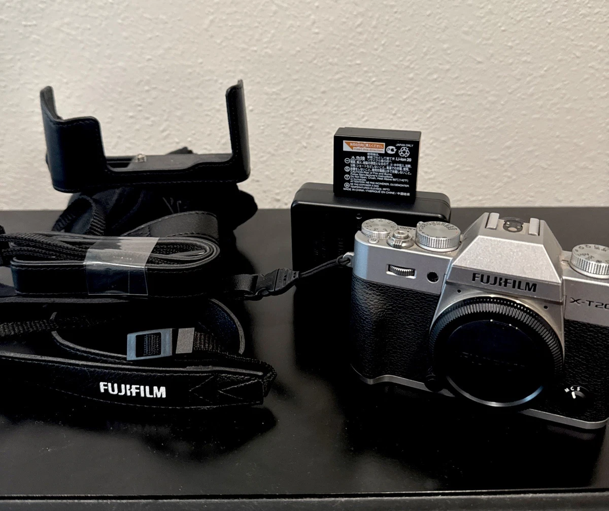 Fujifilm X T20 Digital Cameras with Built - in Flash for Sale