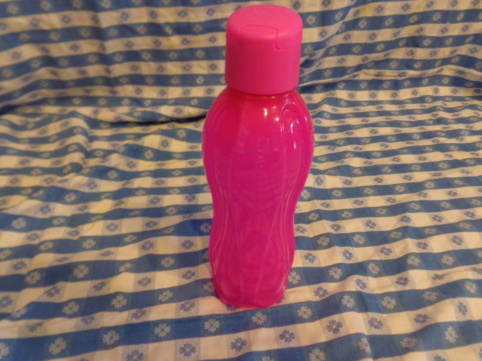 500 Ml / 16 Oz Hydrate New Neon Pink