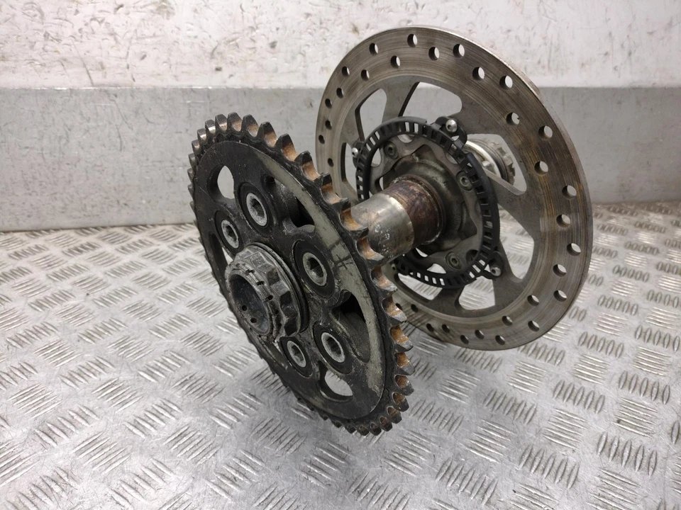 Ducati Diavel 1200 2011 husillo trasero Foto 3 de 3