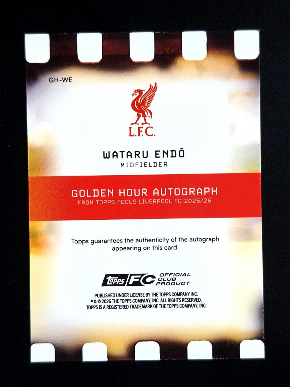 2025-26 Topps Focus Liverpool FC WATARU ENDO 1/1 Auto Gold FoilFractor #GH-WE view 2