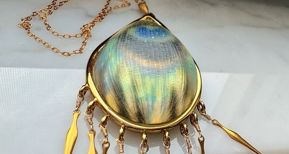 РАСПРОДАЖА! Ожерелье с золотой бахромой Alexis Bittar 'Alexandria' Lucite Peacock - Изображение 4 из 4