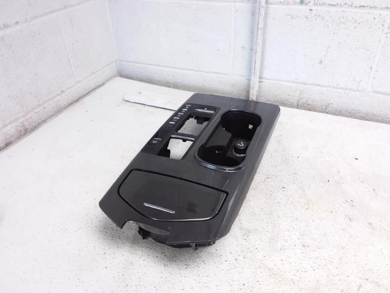 2020 MASERATI GHIBLI  Front Console Cover Gray with Dual Cupholder OEM 