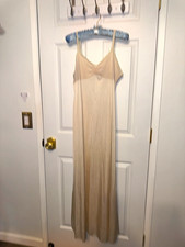 Vintage Vanity Fair Pink Nylon Lace Full Slip Dress 34 Coquette Lingerie