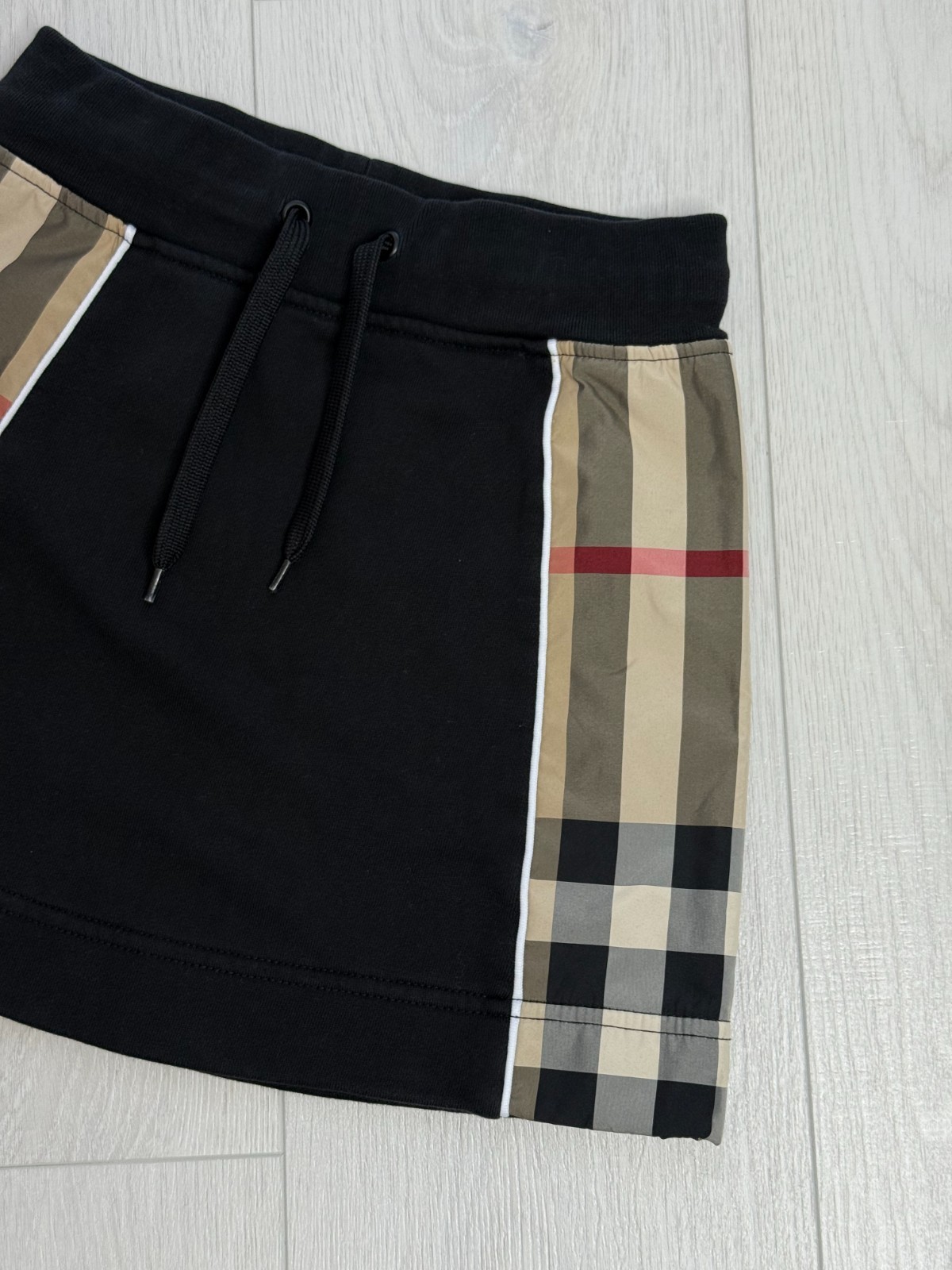 Burberry Kids Girls Black Sweat Skirt Vintage Check Side Stripe Size 4Y 104cm image 2