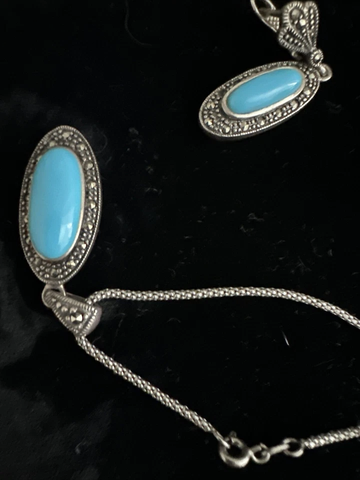 Ring, Earring , Necklace Set - Image 3 of 3