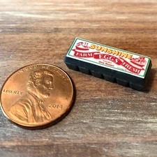 Dollhouse miniature food 1:12 Egg Carton with label NEW