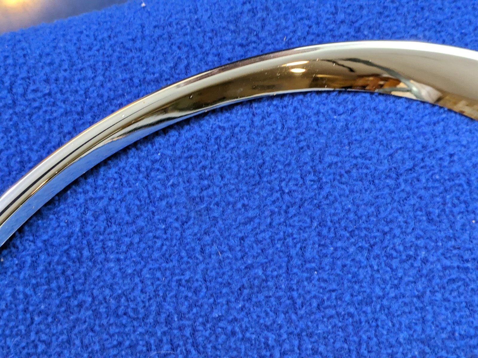 2006-2012 BENTLEY CONTINENTAL FRONT left driver outside HEADLIGHT TRIM ring