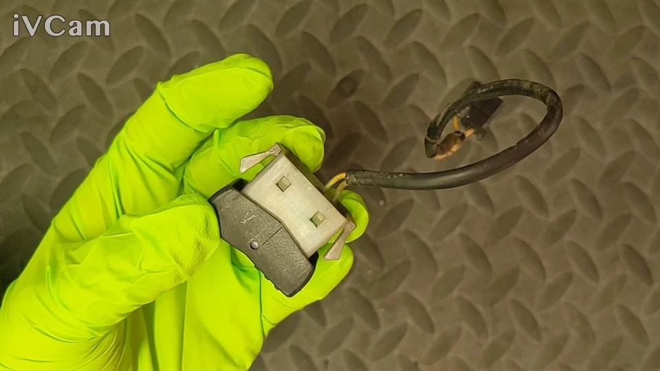 Interruptor de señal de peligro Bmw BMW R1100 R 1100 61 31 1 459 305 61312306503 6131145998 Foto 3 de 4