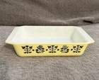Vintage PYREX #575-B 2 Qt Casserole Dish Yellow / Black  Needle Point Pattern