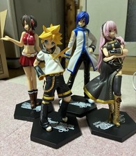 Hatsune Miku Project DIVA Arcade Premium Figu...