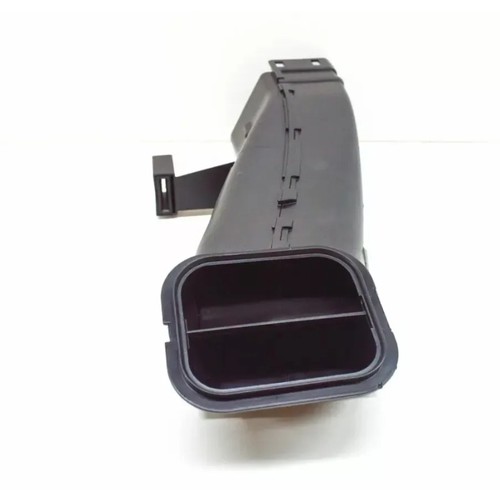 13718635093 Air Intake Pipe For Bmw 2018-21 G05 G08 Intake Manifold  - Foto 3 di 4
