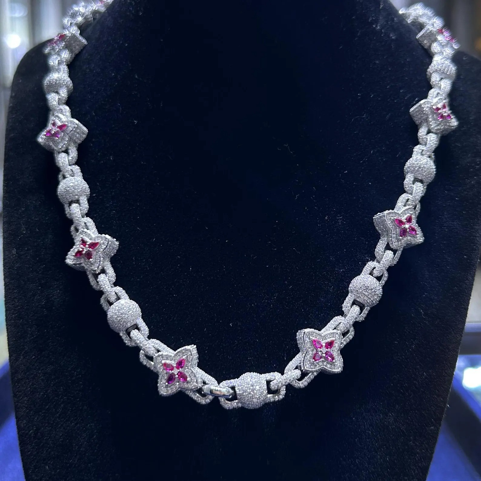 35ct D VVS1 Moissanite White Diamond Gemstone Ball Clover Chain Necklace 16 Inch