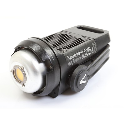 Aputure LS COB 120D II Beleuchtung Light Storm + Gut (272371)
