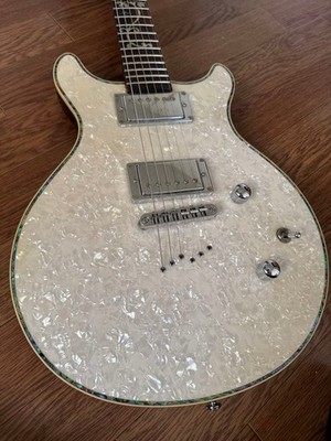 Daisy Rock Guitar Double Cutaway Electric Guitar USED