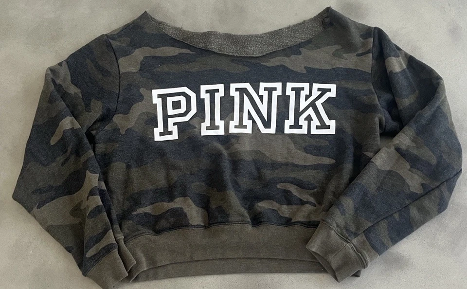 Victoria’s Secret Rosa Hombro Descubierto Verde Camuflada Sudadera Recortada Talla Grande Foto 2 de 4