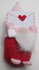 New Gnome Figurine Plush Valentines Heart Red...