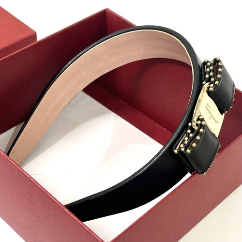 Salvatore Ferragamo Fascia in Pelle Vara Nastro Borchie Nero Rosa Donna - Foto 3 di 14