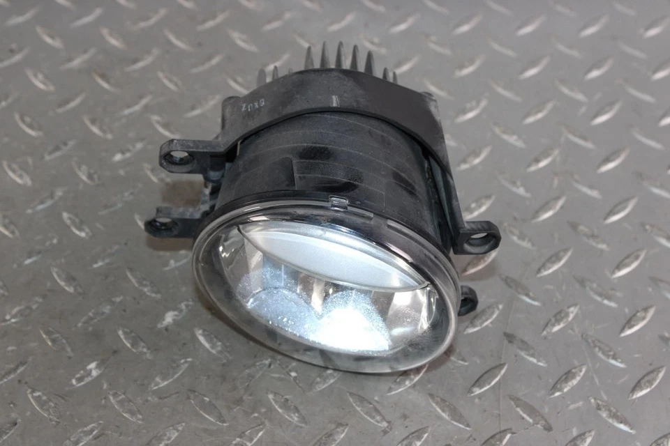 15-17 NX200T Front Bumper Passenger Right RH Bumper Fog Light Lamp Lens OEM WTY - Image 4 of 4