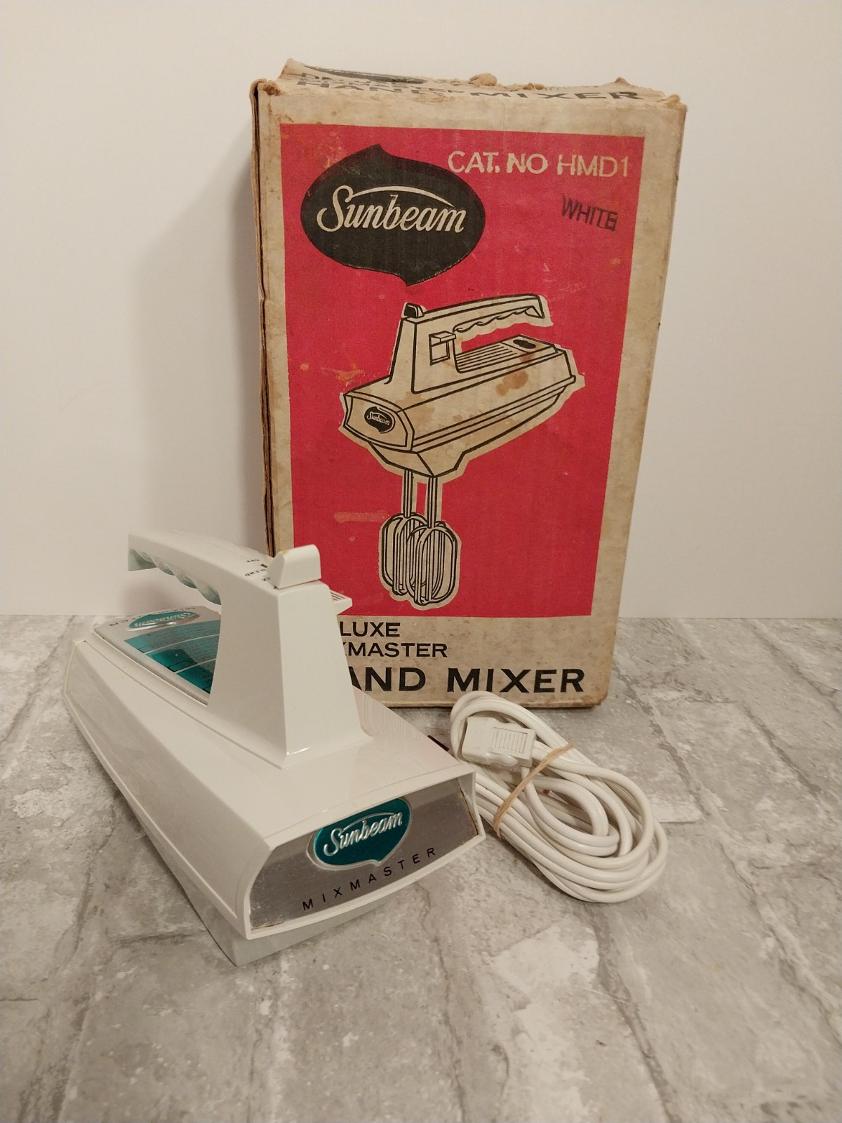 Sunbeam Mixmaster Hand Mixer Only HMD-1 + Atomic White & Blue Vintage MCM 